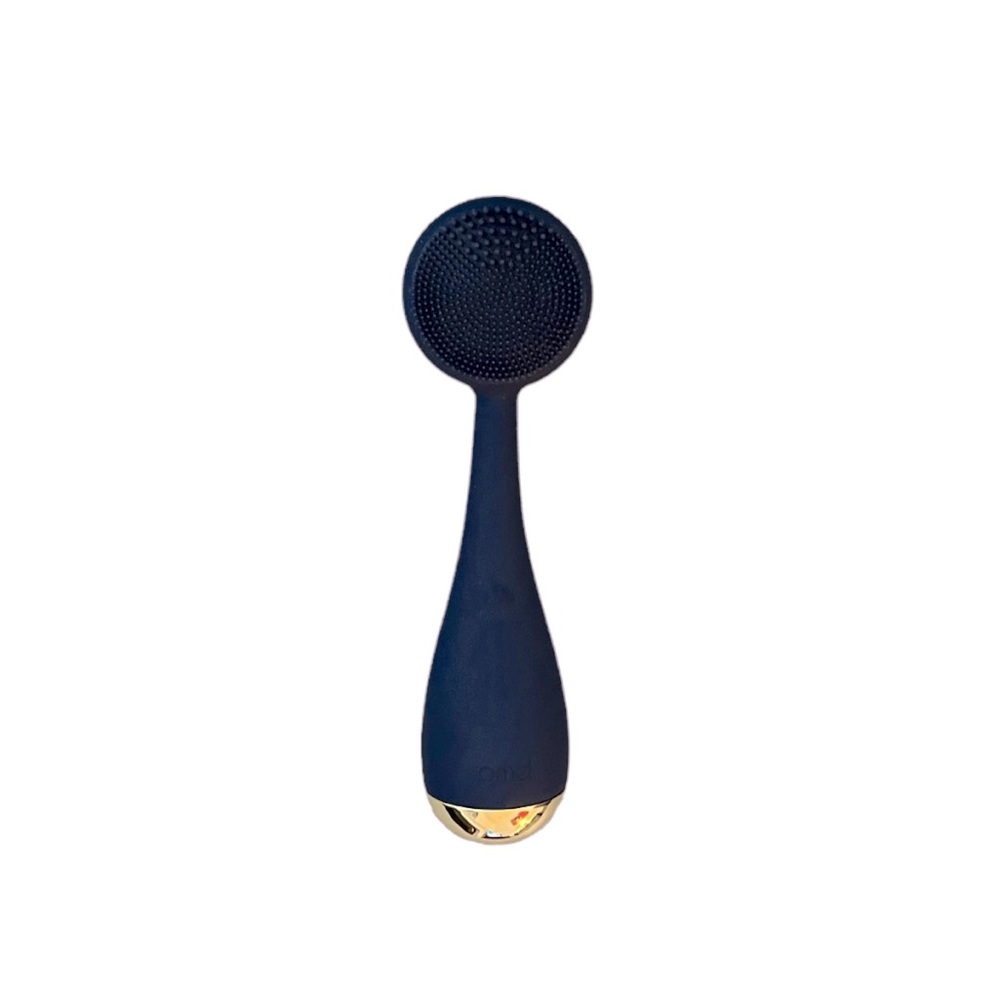 LIKE NEW PMD Clean Smart Facial Cleansing Device in Navy Color 4001 w/ Gold Base